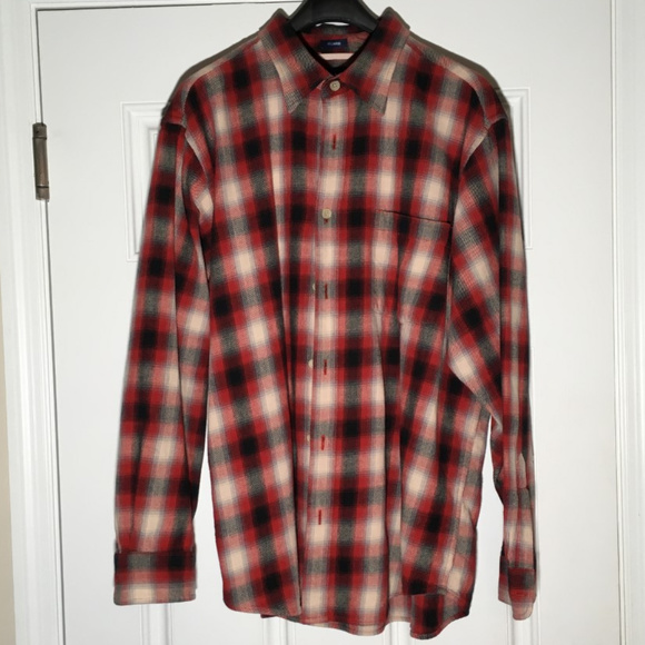 GAP Other - XL GAP Red/Black Plaid Flannel Button-down shirt